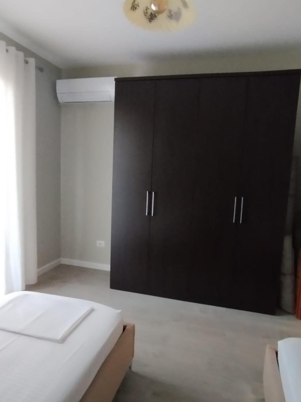 Leatis Apartment Durrës Extérieur photo