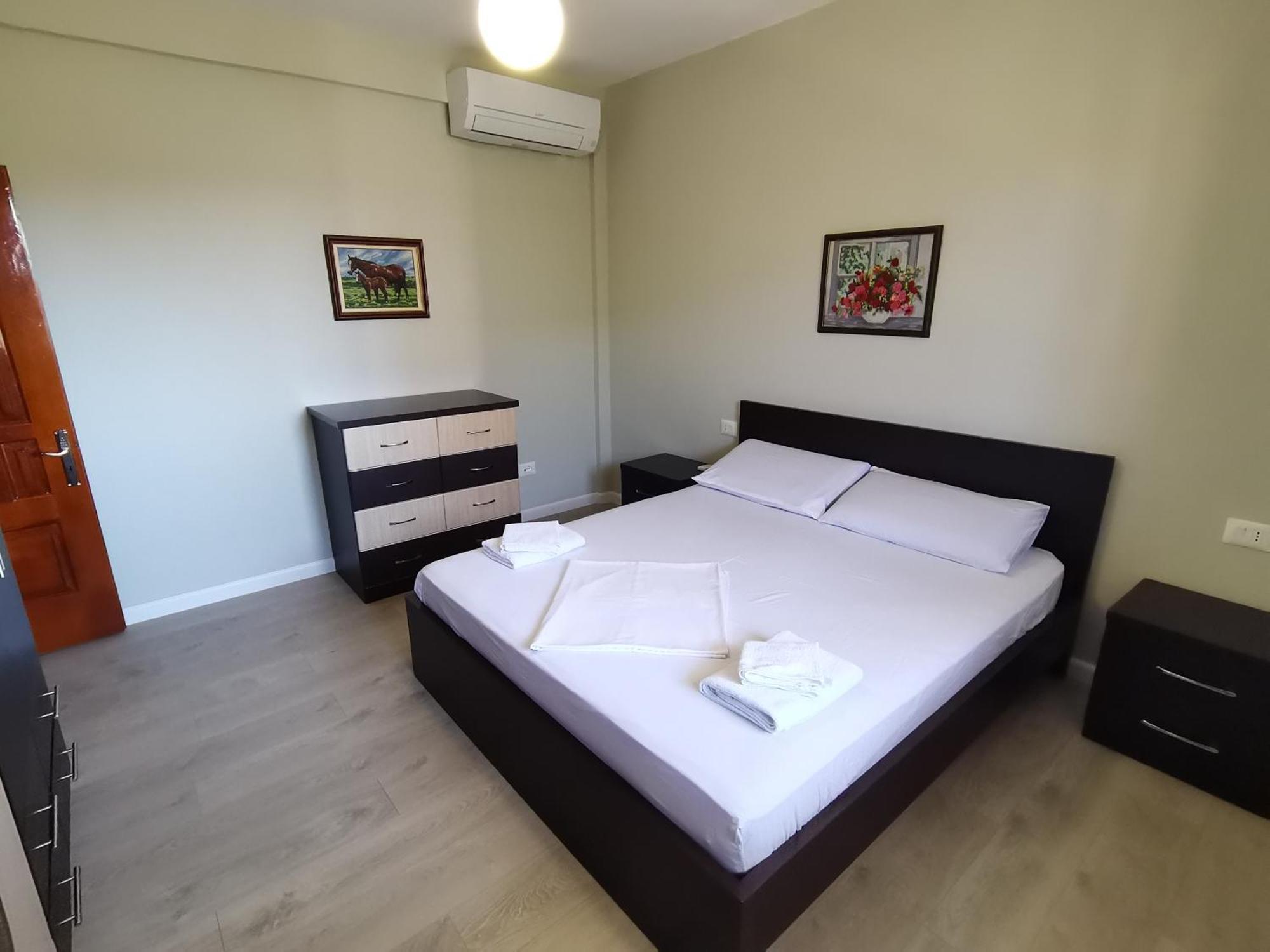 Leatis Apartment Durrës Extérieur photo